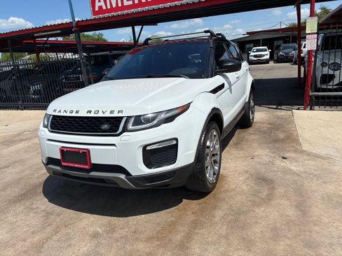 Used 2017 Land Rover Range Rover Evoque SE AWD/4WD image 6