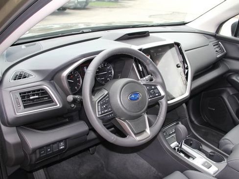 Used 2025 Subaru Ascent Limited AWD/4WD image 19