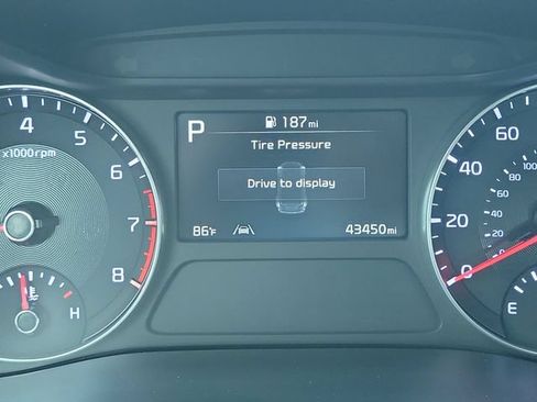 Used 2024 Kia Forte LXS FWD image 26