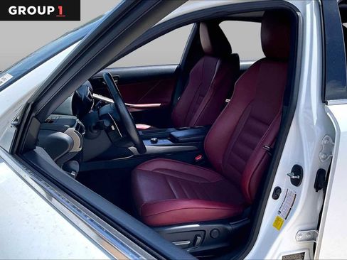 Used 2020 Lexus IS 300 F Sport w/ F Sport Package RWD image 7