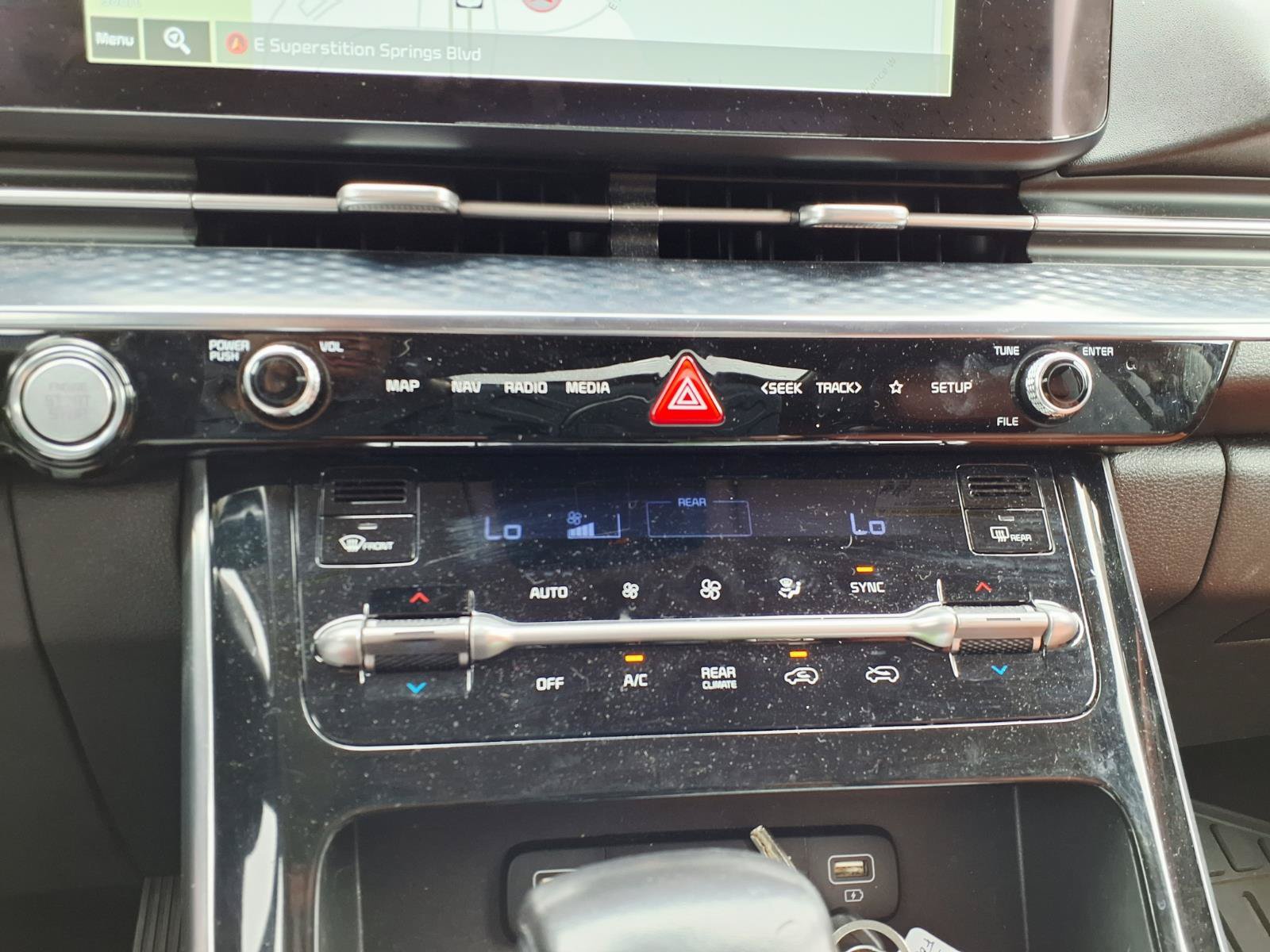 Used 2022 Kia Carnival SX Prestige FWD image 24