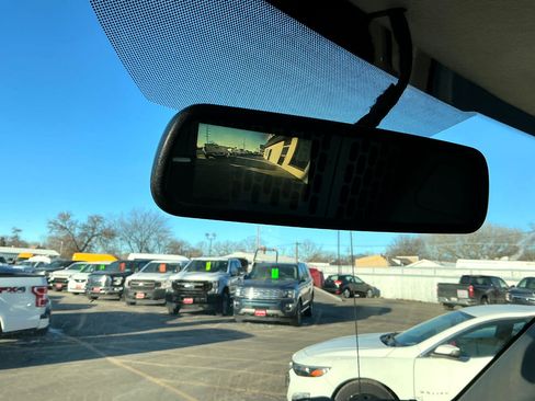 Used 2020 Chevrolet Express 3500 w/ Driver Convenience Package image 14