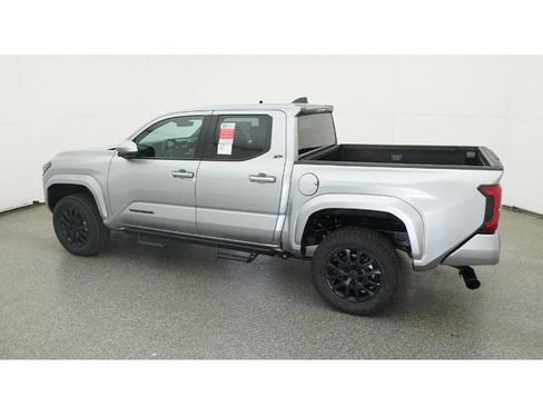 New 2026 Toyota Tacoma SR5 AWD/4WD image 4