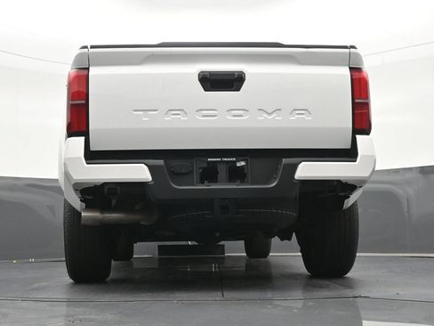 Used 2024 Toyota Tacoma TRD Sport RWD image 27