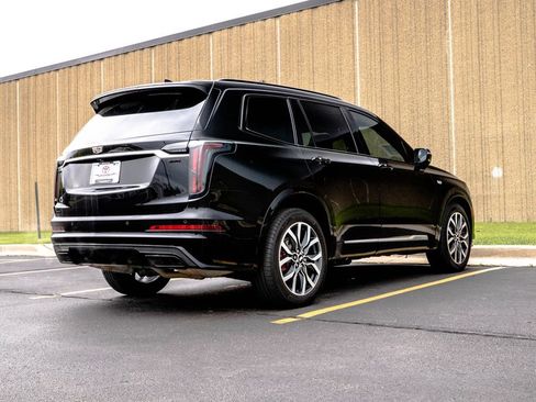 Used 2023 Cadillac XT6 Sport AWD/4WD image 9