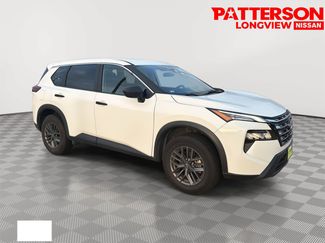 Used 2024 Nissan Rogue S FWD video 1