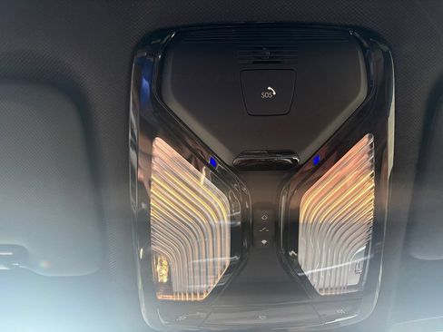 Used 2022 BMW X5 xDrive40i AWD/4WD image 29