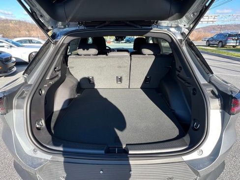 New 2026 Chevrolet Equinox EV LT image 14