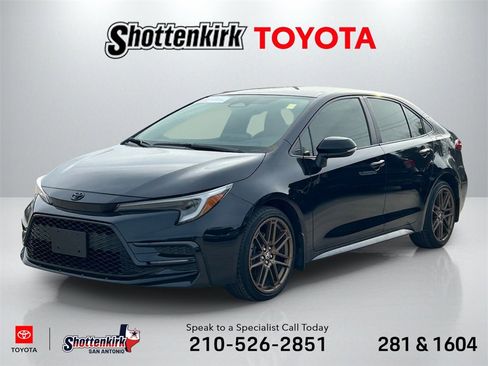 Used 2024 Toyota Corolla SE image 1