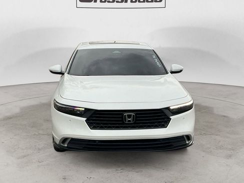 Used 2024 Honda Accord Touring image 8