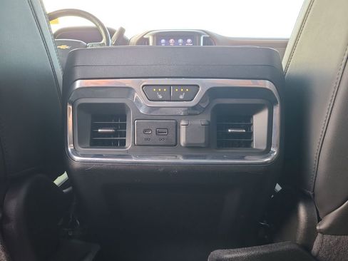 Used 2020 Chevrolet Silverado 2500 High Country image 39