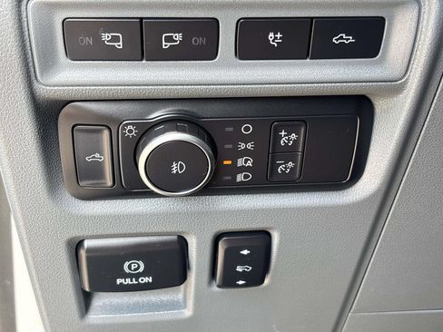Used 2021 Ford F150 Lariat w/ Equipment Group 502A High AWD/4WD image 20