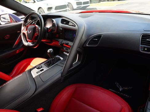 Used 2019 Chevrolet Corvette Grand Sport w/ Carbon Flash Badge Package RWD image 18