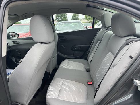 Used 2020 Chevrolet Sonic LS image 9