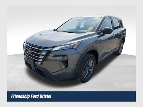 Used 2024 Nissan Rogue S AWD/4WD image 1