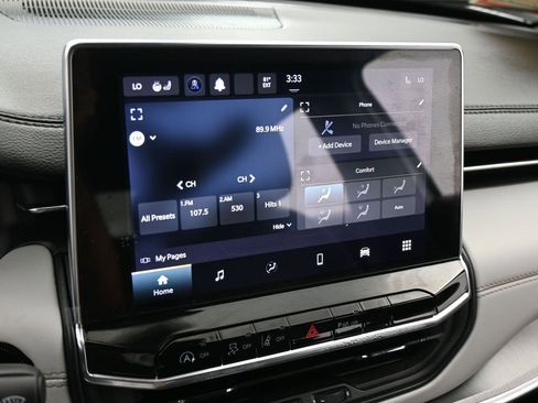 Used 2023 Jeep Compass Limited image 20