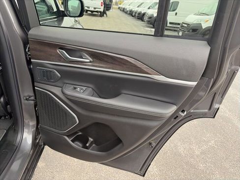 New 2026 Jeep Grand Cherokee Limited w/ Limited Altitude Package image 12