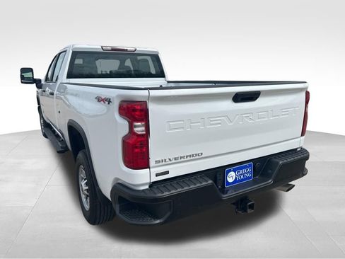 Used 2025 Chevrolet Silverado 2500 W/T image 4