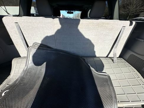 Used 2014 Toyota Highlander Limited image 26