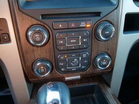 Used 2013 Ford F150 Lariat w/ Mid Equipment Group AWD/4WD image 21