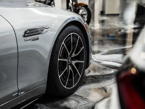 Used 2022 Mercedes-Benz SL 55 AMG 4MATIC image 6