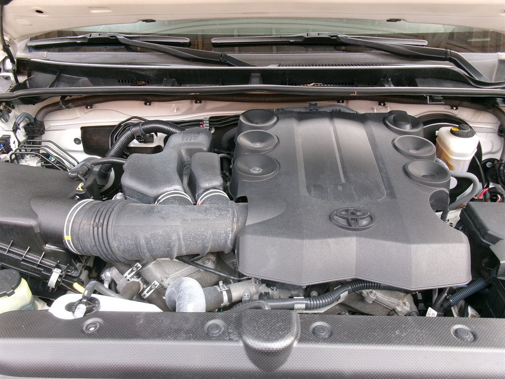 Used 2016 Toyota 4Runner SR5 RWD image 47
