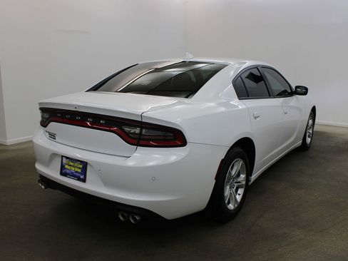 Used 2023 Dodge Charger SXT RWD image 5