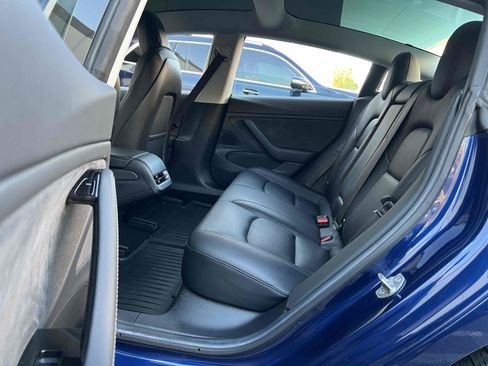 Used 2018 Tesla Model 3 Long Range image 27