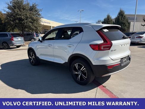 Certified 2025 Volvo XC40 B5 Core image 7