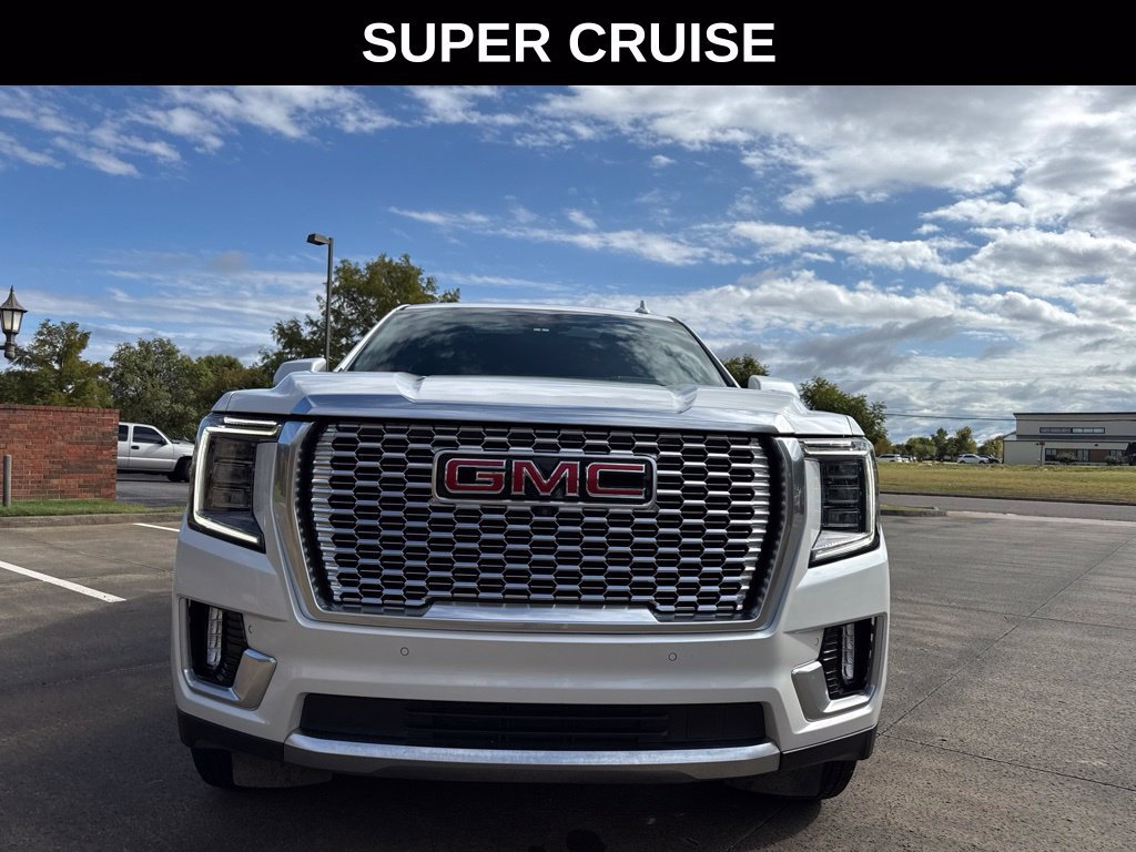 Used 2024 GMC Yukon Denali w/ Advanced Technology Package AWD/4WD image 23