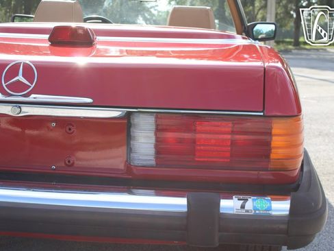 Used 1987 Mercedes-Benz 560 SL image 38