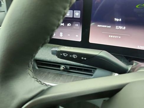 Used 2024 Lucid Air Touring AWD/4WD image 42