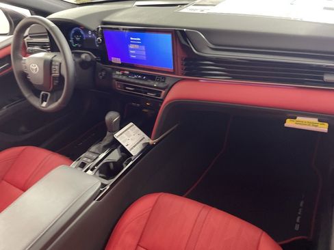 New 2026 Toyota Camry SE image 25