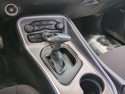 Used 2021 Dodge Challenger R/T Scat Pack w/ Driver Convenience Group RWD image 18