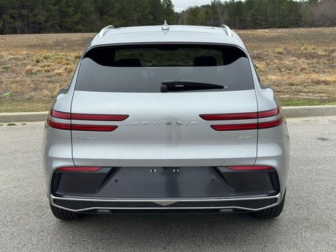 New 2026 Genesis GV70 2.5T Advanced image 12