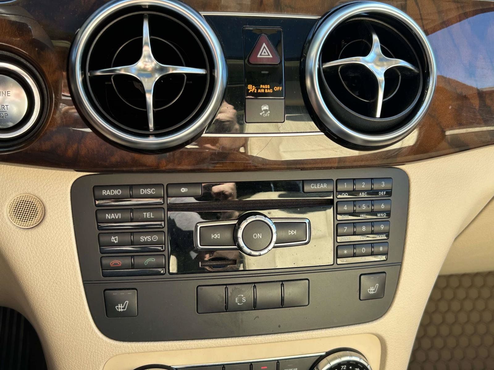 Used 2014 Mercedes-Benz GLK 250 BlueTEC 4MATIC image 32