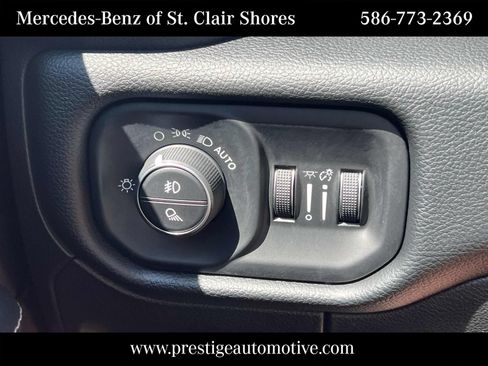 Used 2021 RAM 1500 Laramie AWD/4WD image 28
