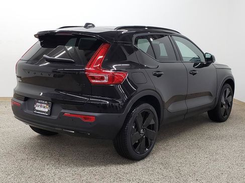 New 2026 Volvo XC40 B5 Ultra w/ Protection Package Premier image 3