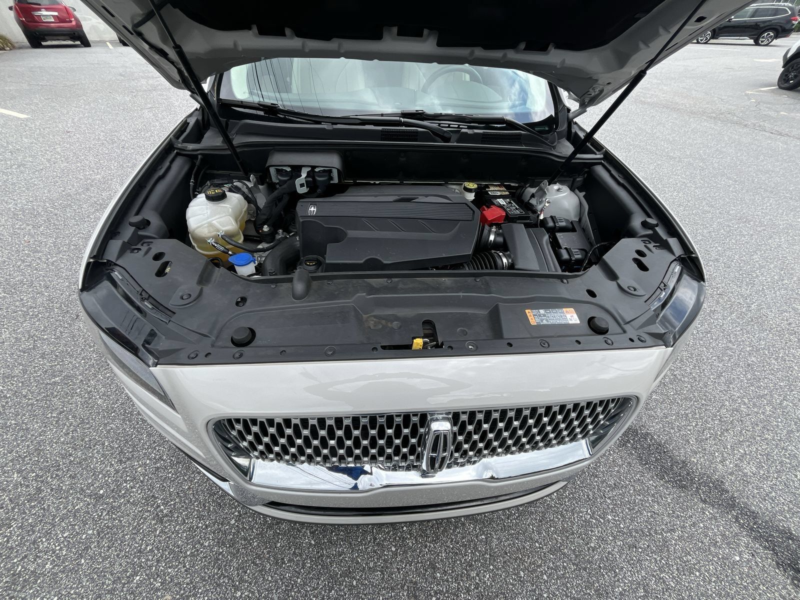 Used 2020 Lincoln Nautilus Reserve AWD/4WD image 30