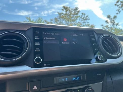 Used 2021 Toyota Tacoma SR5 w/ Trail Edition AWD/4WD image 38