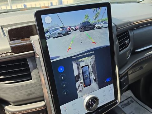 Used 2024 Ford Expedition Max Platinum image 24