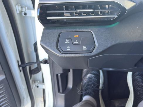 Used 2023 Volkswagen ID.4 Pro S image 17