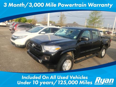 Used 2017 Toyota Tacoma SR w/ SR Convenience Package image 1