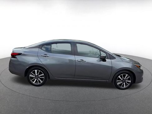 Used 2025 Nissan Versa SV FWD image 9