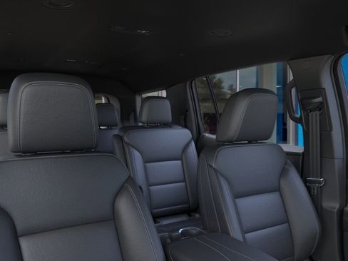 New 2026 Chevrolet Traverse LT image 24