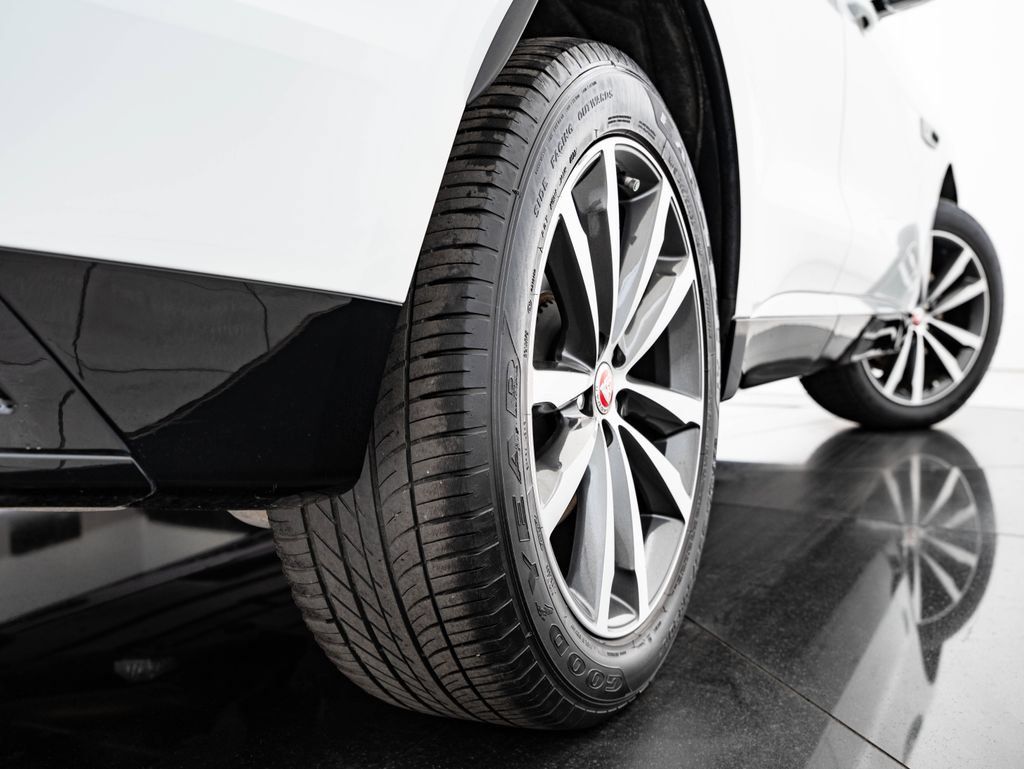 Used 2023 Jaguar F-PACE S AWD/4WD image 49