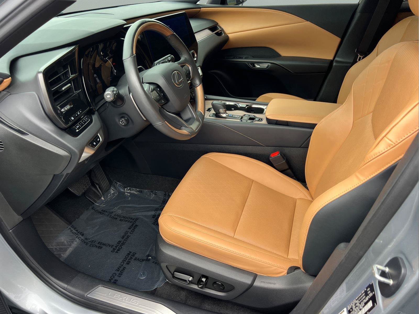Used 2024 Lexus RX 350 Premium Plus w/ Convenience Package AWD/4WD image 9