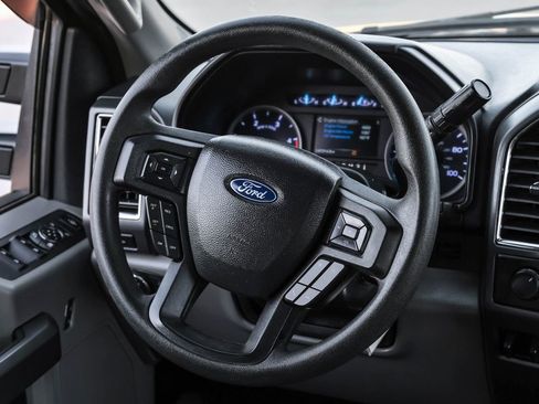 Used 2018 Ford F350 XLT w/ XLT Premium Package image 22