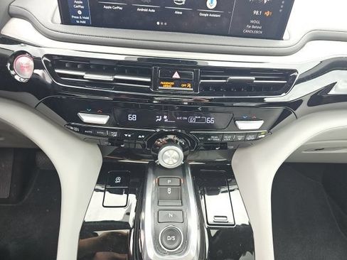 Used 2025 Acura MDX w/ Technology Package FWD image 42