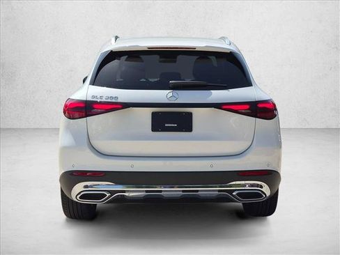 Certified 2026 Mercedes-Benz GLC 300 image 6